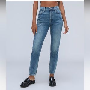 Everlane 90s Cheeky Jean